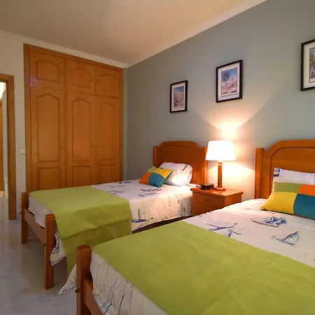 Apartament Stunning 2 Bedrooms *