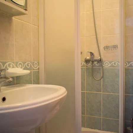 Stunning 2 Bedrooms