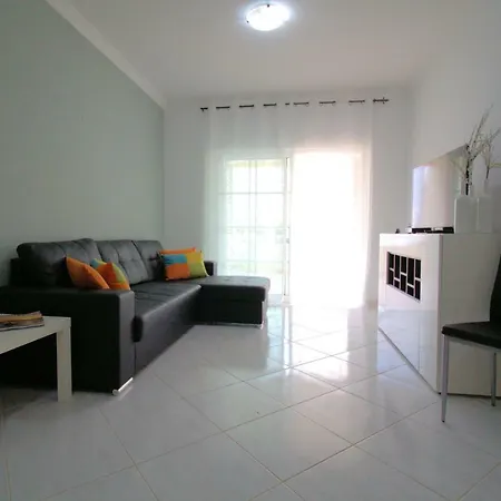 Stunning 2 Bedrooms
